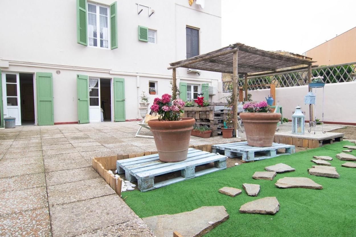 Апартаменты 200Metri Dal Mare Raffinato Chalet Con Giardino Марина-ди-Пиза Экстерьер фото